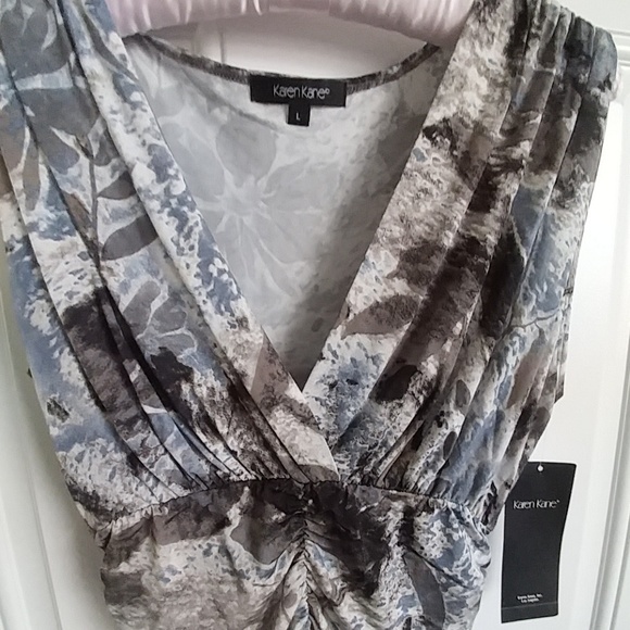 Karen Kane v neck sleeveless graphic print fits m - Picture 2 of 7